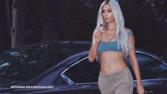 Werbekampagne für ‘Yeezy’: Paris Hilton als Kim-K-Klon
